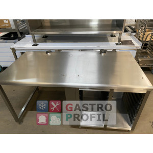 Arbeitstisch 175x88x92cm mit Zapfen für Rational SCC und 16 Einschüben GN 1/1