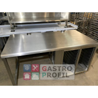 Arbeitstisch 175x88x92cm mit Zapfen für Rational SCC und 16 Einschüben GN 1/1