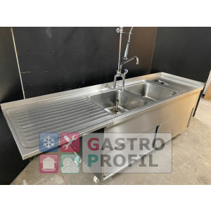 Doppelspülbecken 235x70x89cm mit Pendelbrause und Schiebetüren