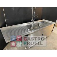 Doppelspülbecken 235x70x89cm mit Pendelbrause und Schiebetüren