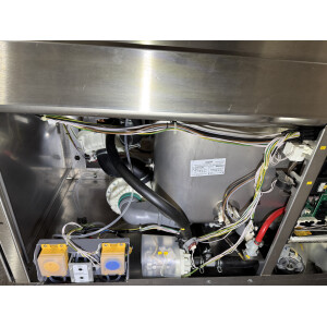 Hobart Doppelkorb-Haubenspülmaschine AUPT-10A Bj. 2019 + Zu - und Ablauftisch + Galgenbrause