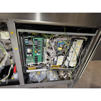 Hobart Doppelkorb-Haubenspülmaschine AUPT-10A Bj. 2019 + Zu - und Ablauftisch + Galgenbrause